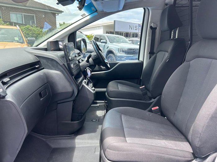 2021 Hyundai STARIA LOAD