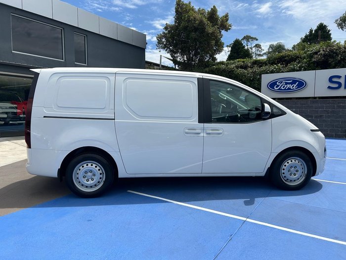 2021 Hyundai STARIA LOAD