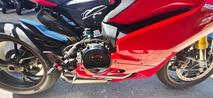 2016 DUCATI 1299 PANIGALE RED