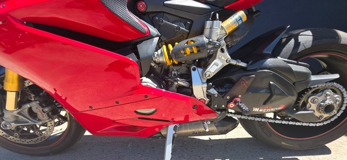 2016 DUCATI 1299 PANIGALE RED