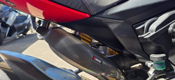 2016 DUCATI 1299 PANIGALE RED
