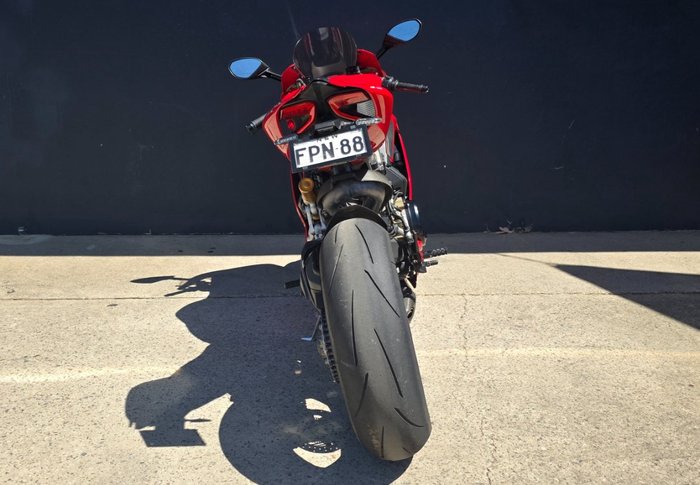 2016 DUCATI 1299 PANIGALE RED