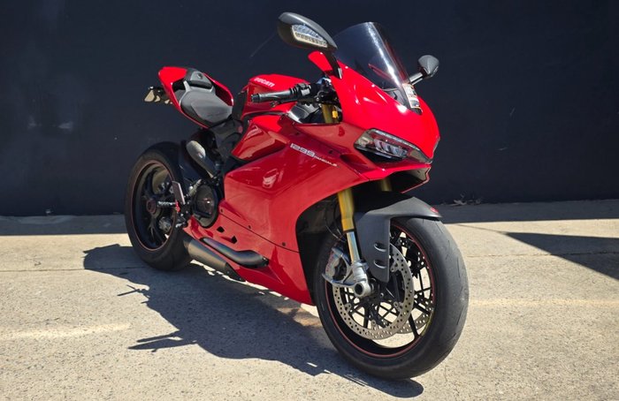 2016 DUCATI 1299 PANIGALE RED