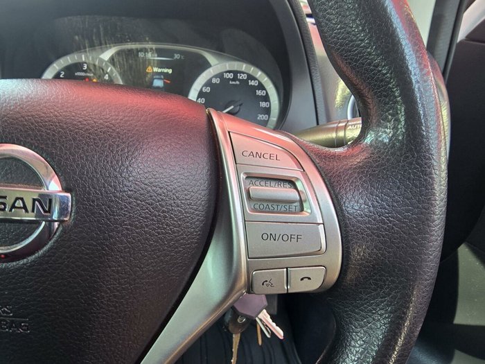 2019 Nissan Navara SL