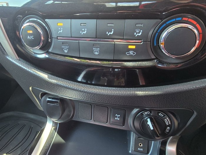 2019 Nissan Navara SL