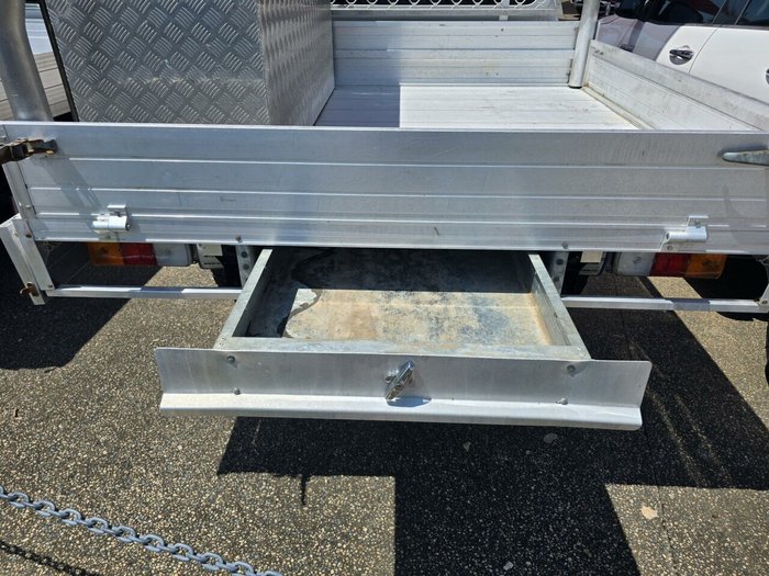 2019 Nissan Navara SL