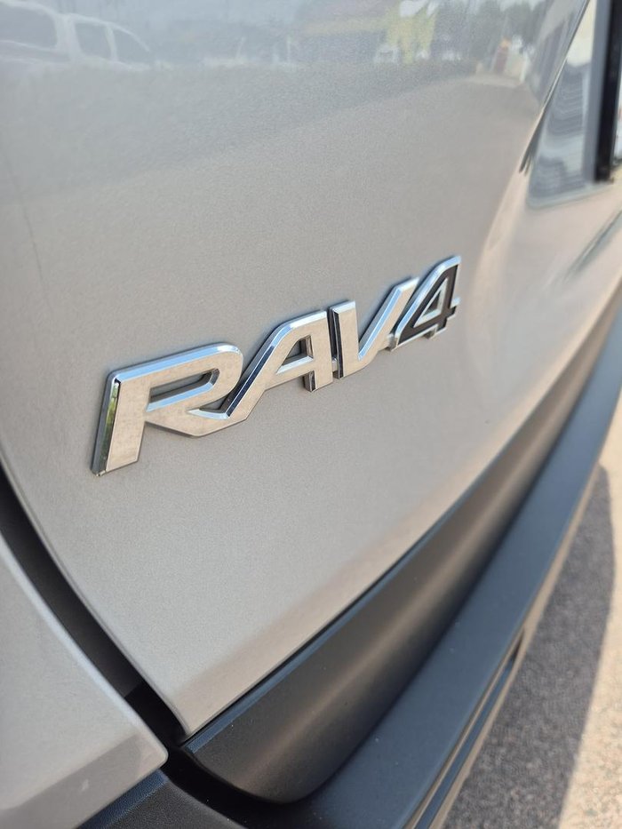 2022 Toyota RAV4 GX