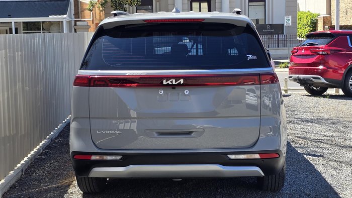 2023 Kia Carnival S