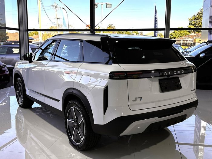 2025 Jaecoo J7 SHS Summit