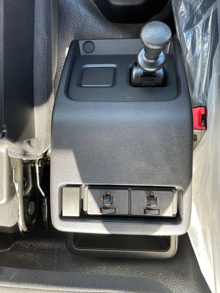 2025 Isuzu F Series FRR 110-240 AM R52