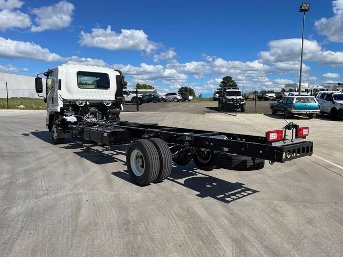 2025 Isuzu F Series FRR 110-240 AM R52