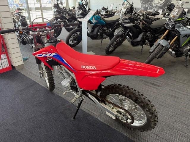 2023 Honda CRF250F CRF Red