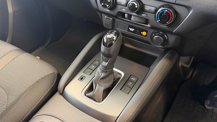 2025 Mazda BT-50 XT