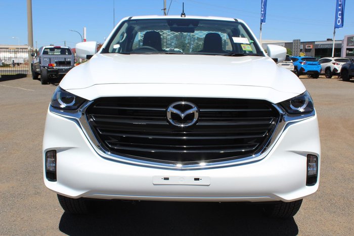 2024 Mazda BT-50 XT