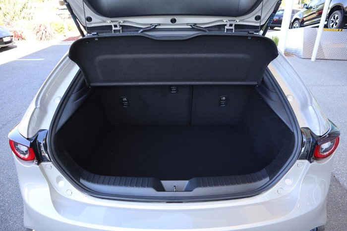 2025 Mazda 3 G20 Evolve