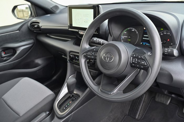 2024 Toyota Yaris Ascent Sport Hybrid MXPH10R Stunning Silver