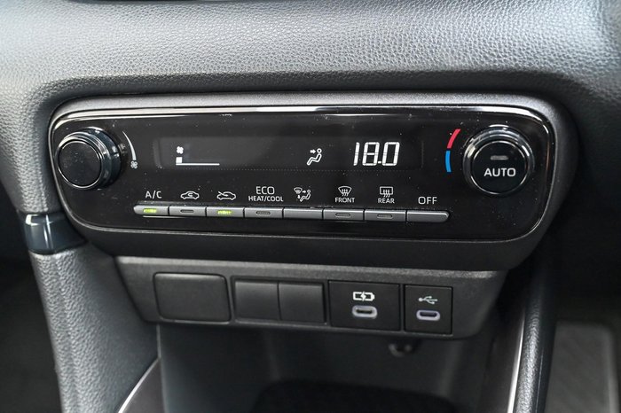 2024 Toyota Yaris Ascent Sport Hybrid MXPH10R Stunning Silver