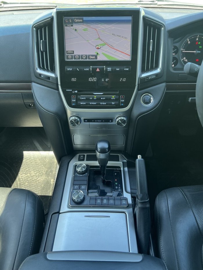 2016 Toyota Landcruiser VX