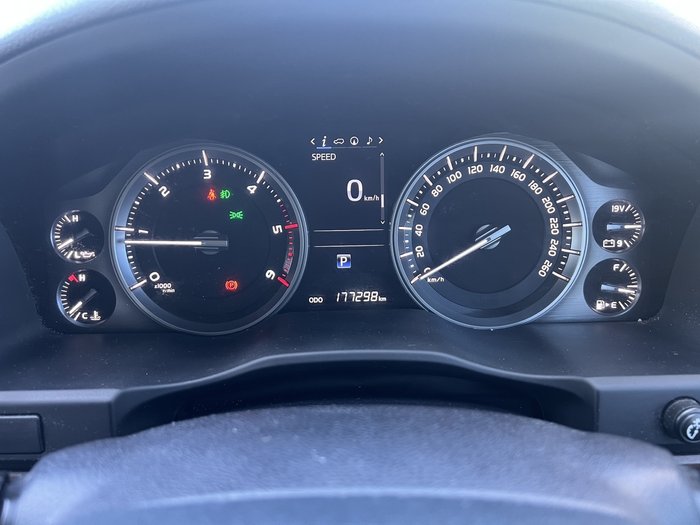 2016 Toyota Landcruiser VX