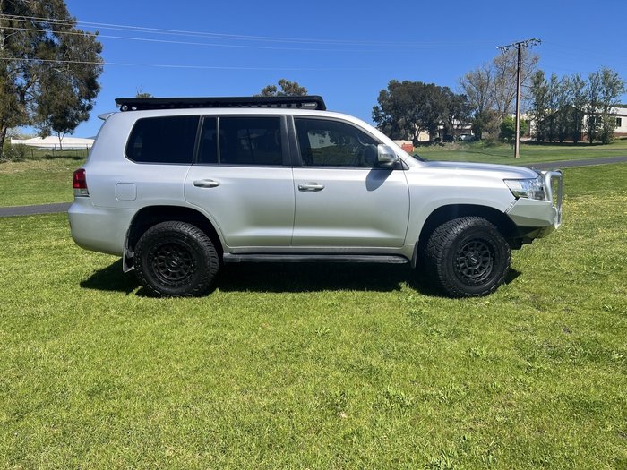 2016 Toyota Landcruiser VX