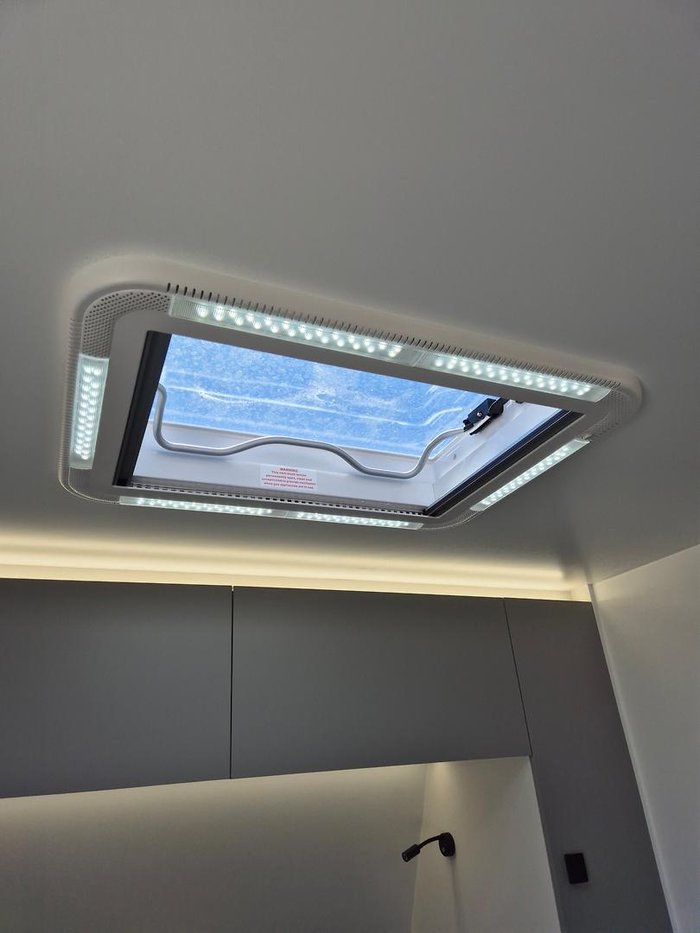 2025 New Age Caravans Road Owl Ro21be Escape My25.5 Family Bunk Van