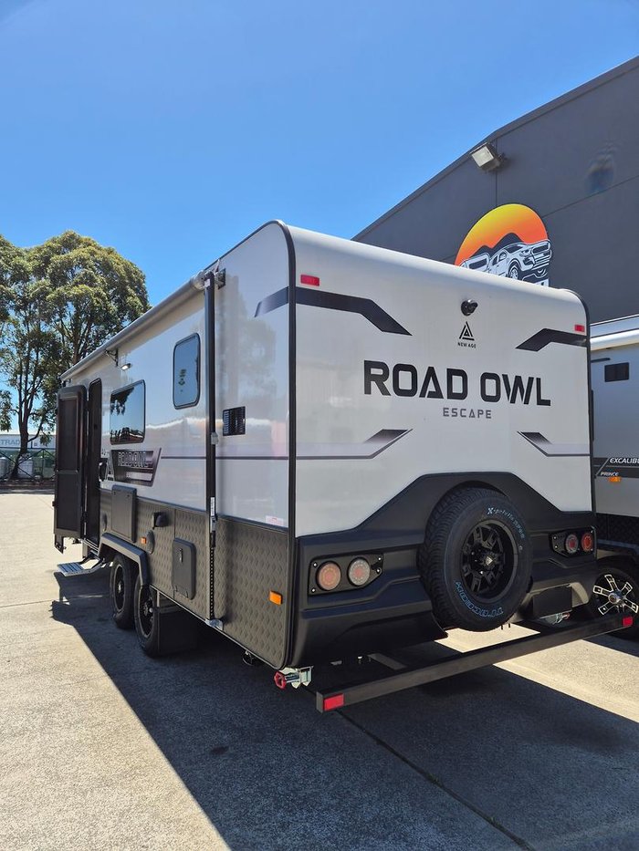 2025 New Age Caravans Road Owl Ro21be Escape My25.5 Family Bunk Van