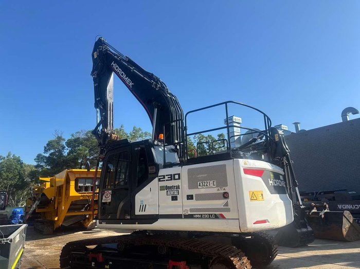 2022 Hidromek Hmk230lc-3H4 White