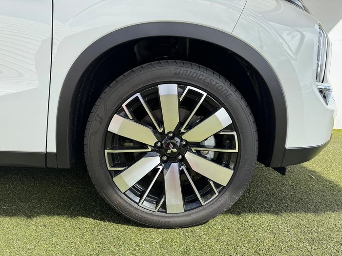 2025 Mitsubishi Outlander Aspire