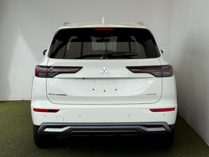 2025 Mitsubishi Outlander Aspire