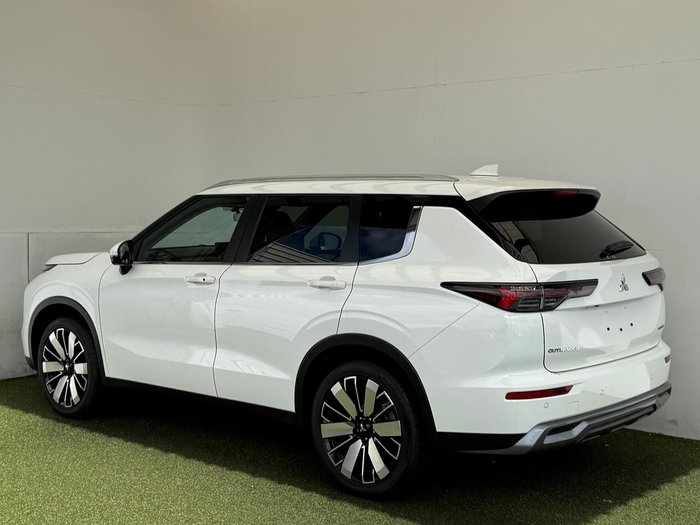 2025 Mitsubishi Outlander Aspire
