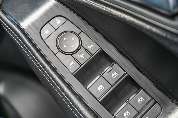 2025 Nissan X-TRAIL ST