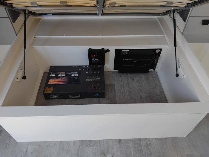 2025 New Age Caravans Road Owl Escape 21Ft Bunk Ensuite Ro21be Full Composite