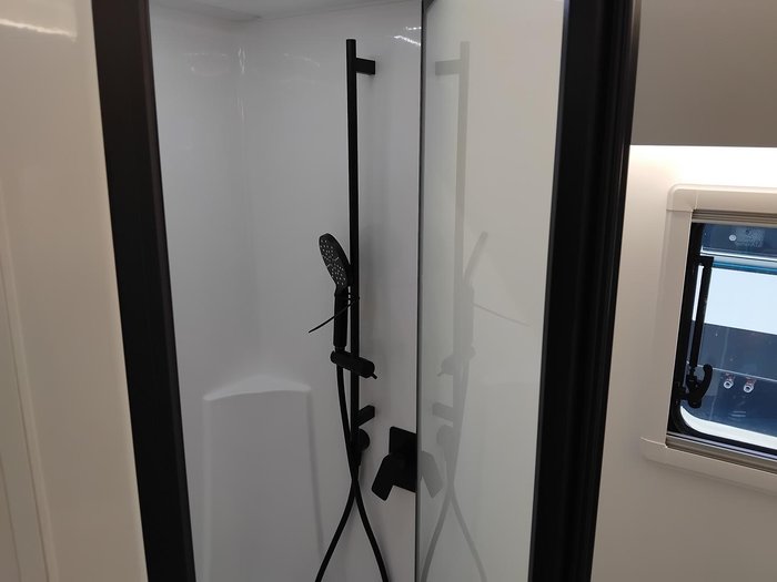 2025 New Age Caravans Road Owl Escape 21Ft Bunk Ensuite Ro21be Full Composite