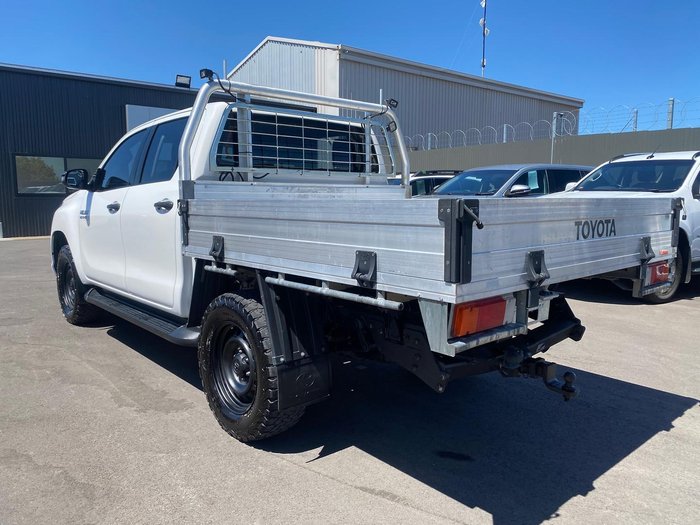 2019 Toyota Hilux SR