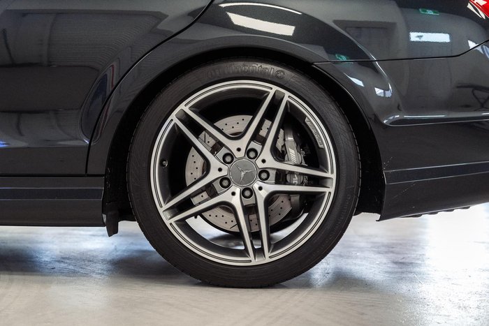 2011 Mercedes-Benz C-Class C63 AMG W204 MY11 Magnetite black