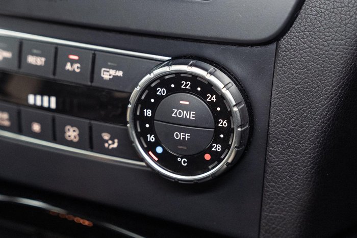 2011 Mercedes-Benz C-Class C63 AMG W204 MY11 Magnetite black