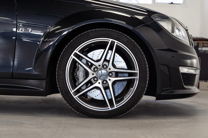 2011 Mercedes-Benz C-Class C63 AMG W204 MY11 Magnetite black