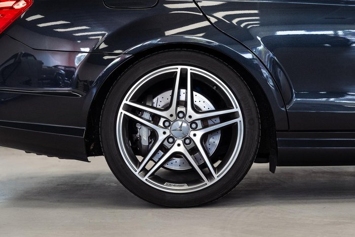 2011 Mercedes-Benz C-Class C63 AMG W204 MY11 Magnetite black