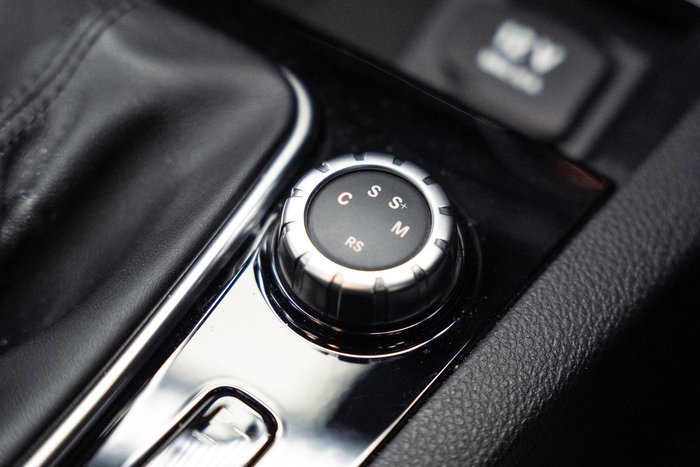 2011 Mercedes-Benz C-Class C63 AMG W204 MY11 Magnetite black