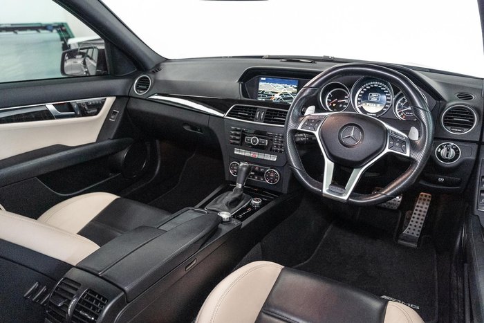 2011 Mercedes-Benz C-Class C63 AMG W204 MY11 Magnetite black