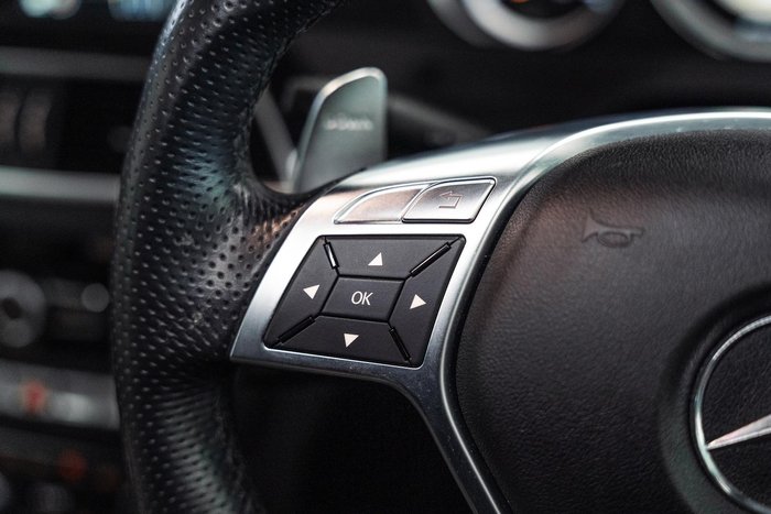 2011 Mercedes-Benz C-Class C63 AMG W204 MY11 Magnetite black