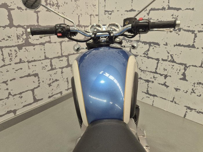2017 Triumph Bonneville T100 (900cc) Bonneville Blue