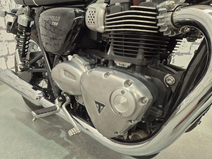 2017 Triumph Bonneville T100 (900cc) Bonneville Blue