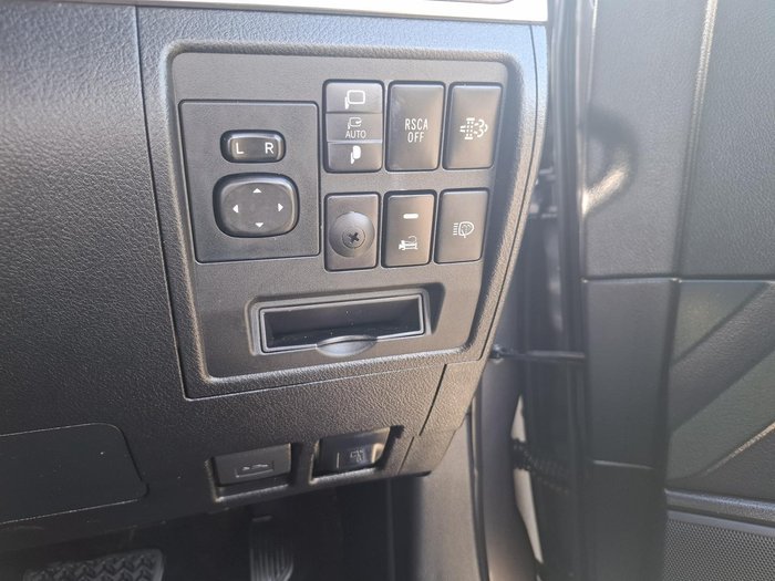 2017 Toyota Landcruiser VX