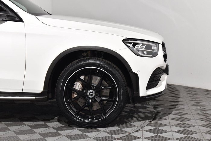 2022 Mercedes-Benz GLC-Class GLC300