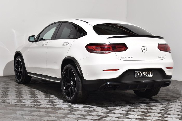 2022 Mercedes-Benz GLC-Class GLC300