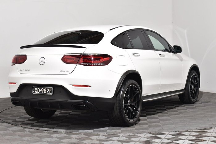 2022 Mercedes-Benz GLC-Class GLC300