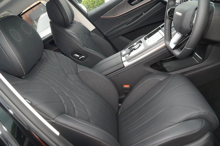 2025 Jaecoo J8 Track