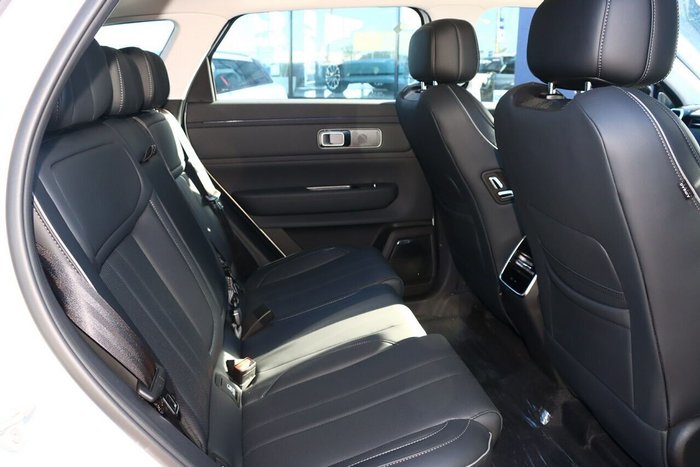 2025 Jaecoo J7 SHS Summit