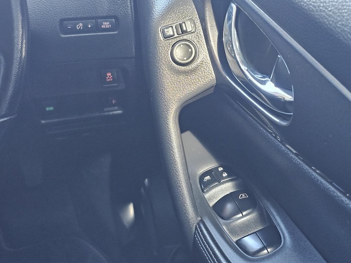 2021 Nissan X-TRAIL ST-L